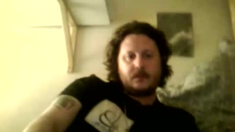 Snapshot of francisbc chatting on April 2026 03:35:02 AM Francis online show from April 2026 03:35:02 AM
