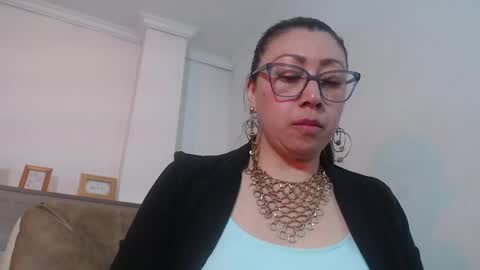 Snapshot of francisca_vera chatting on May 2026 07:19:02 PM francisca_vera online show from May 2026 07:19:02 PM