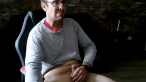 franck143544 online show from June 2026 02:08:02 PM