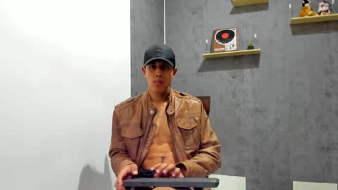 Franco online show from January 2025 11:43:01 AM