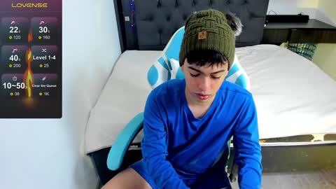 frank online show from December 2024 09:00:01 PM