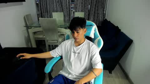 frank online show from February 2025 10:53:02 PM