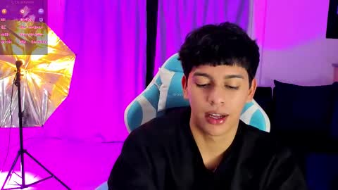 frank online show from October 2025 01:50:01 AM