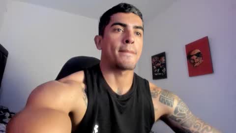 Snapshot of franco_ruiz_ chatting on November 2025 05:50:02 PM franco online show from November 2025 05:50:02 PM