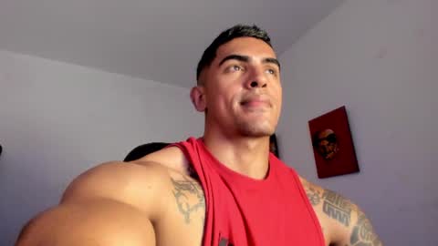 Snapshot of franco_ruiz_ chatting on July 2026 01:33:01 AM franco online show from July 2026 01:33:01 AM
