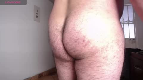 Snapshot of francoisroy chatting on May 2026 05:20:02 PM Juan online show from May 2026 05:20:02 PM
