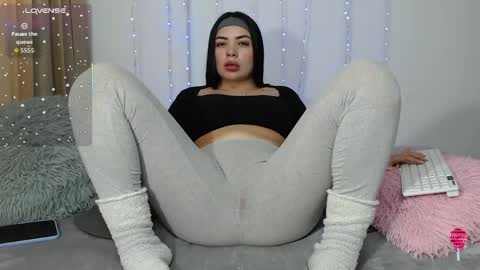 Snapshot of frank_gril19 chatting on April 2026 09:21:02 PM Karla online show from April 2026 09:21:02 PM