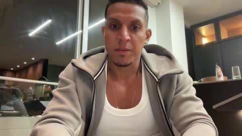 Frank online show from March 2025 07:46:02 AM