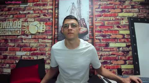 Snapshot of frank_millers chatting on January 2025 11:56:02 AM Frank online show from January 2025 11:56:02 AM