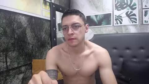 Snapshot of frank_millers chatting on January 2025 03:46:01 PM Frank online show from January 2025 03:46:01 PM