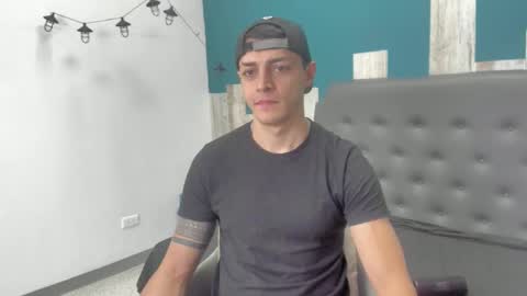 Snapshot of frank_millers chatting on October 2025 08:50:02 PM Frank online show from October 2025 08:50:02 PM