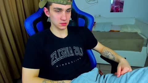 Frank online show from March 2026 04:57:01 AM