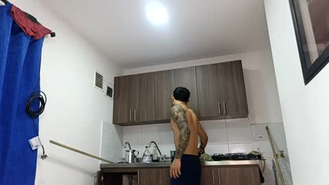 Snapshot of frankdanielsmolano chatting on July 2026 04:00:01 PM frankdanielsmolano online show from July 2026 04:00:01 PM