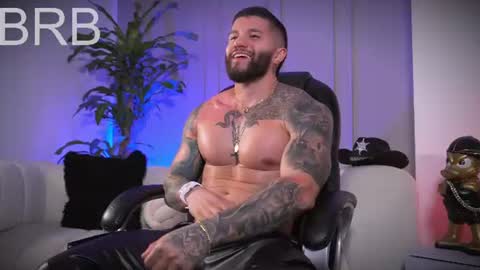 Snapshot of frankfarrellx chatting on July 2026 10:12:01 PM Frank Farrell. Hey remember to give me a thumbs up Ty online show from July 2026 10:12:01 PM