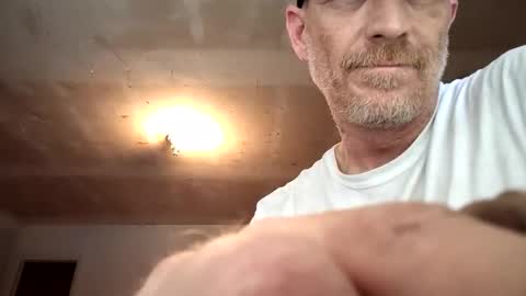 Snapshot of frankieblueeyes4u chatting on May 2026 11:12:02 PM Famous Blue Eyes online show from May 2026 11:12:02 PM