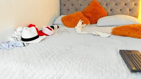 frank online show from December 2024 09:06:02 AM