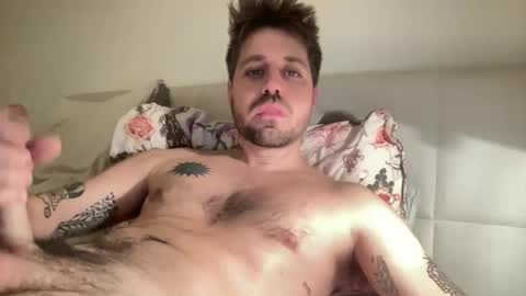 Snapshot of frankybiiig chatting on November 2025 06:40:02 PM thegoodandbiiig online show from November 2025 06:40:02 PM
