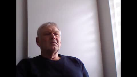 Snapshot of frannkboy61 chatting on April 2026 12:14:01 PM frannkboy61 online show from April 2026 12:14:01 PM