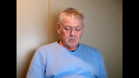 Snapshot of frannkboy61 chatting on April 2026 06:35:01 PM frannkboy61 online show from April 2026 06:35:01 PM