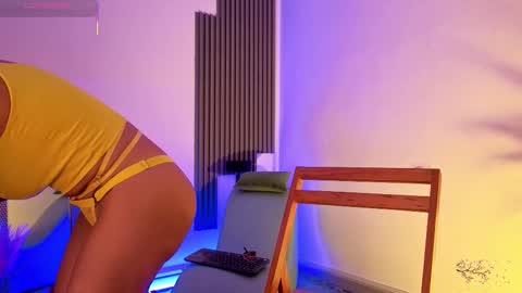 Fransheska online show from March 2026 12:12:02 PM