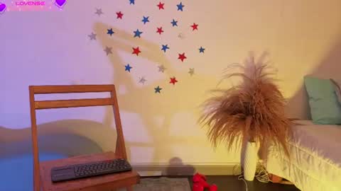 Fransheska online show from July 2026 11:36:02 AM