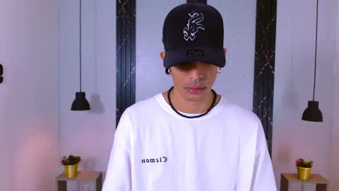 Franvill trato online show from September 2025 07:26:02 PM