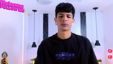 Franvill trato online show from December 2025 07:21:01 PM