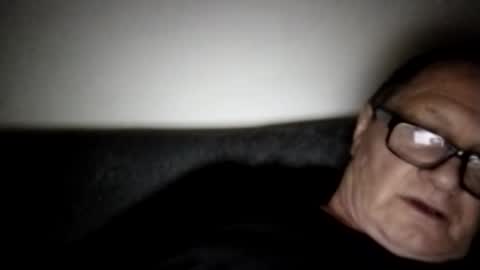 Wolfi online show from December 2024 09:01:02 AM