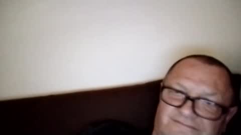 Wolfi online show from September 2025 06:58:02 AM