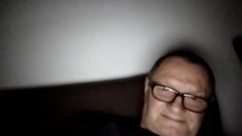 Wolfi online show from October 2025 06:46:02 AM