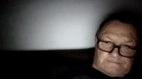 Wolfi online show from October 2025 05:26:02 AM