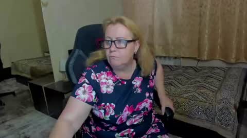 FrauMartha online show from June 2026 01:06:02 PM