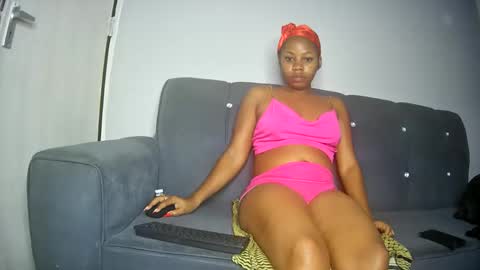 Snapshot of freaky216738 chatting on December 2024 04:51:02 AM freakyLucy online show from December 2024 04:51:02 AM