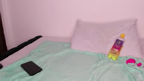 Snapshot of freaky_kandy chatting on September 2025 09:51:01 PM Kandy online show from September 2025 09:51:01 PM