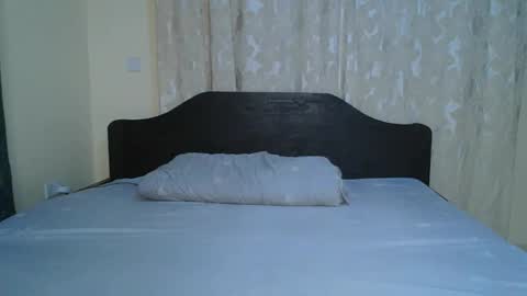 freaky_nikky online show from January 2026 12:48:01 AM