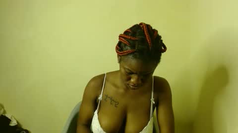 Snapshot of freaky_shamzzy chatting on February 2026 01:44:02 AM shamika online show from February 2026 01:44:02 AM