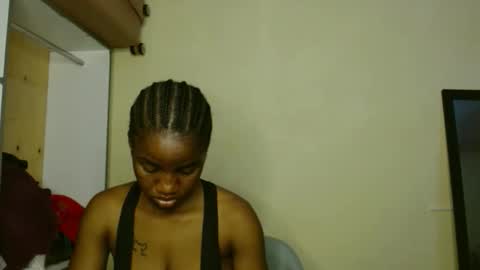 Snapshot of freaky_shamzzy chatting on April 2026 06:27:01 PM shamika online show from April 2026 06:27:01 PM