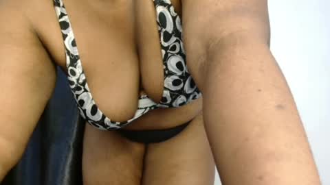 Snapshot of freaky_slut5 chatting on July 2026 05:42:02 PM freaky slut5 online show from July 2026 05:42:02 PM
