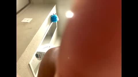 Snapshot of freakybubba chatting on January 2025 05:18:01 PM Freakybubba online show from January 2025 05:18:01 PM