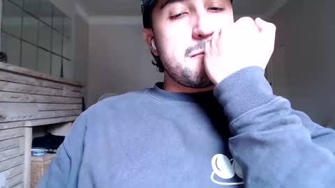 fred_555 online show from February 2025 02:58:02 AM