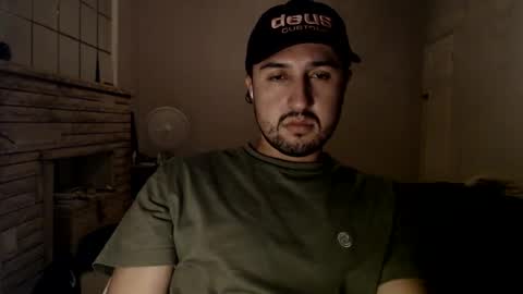 fred_555 online show from March 2025 09:00:01 AM