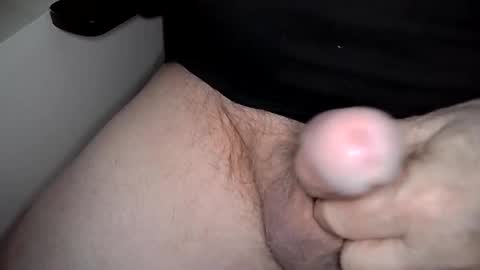 freddie300 online show from March 2026 08:25:01 AM