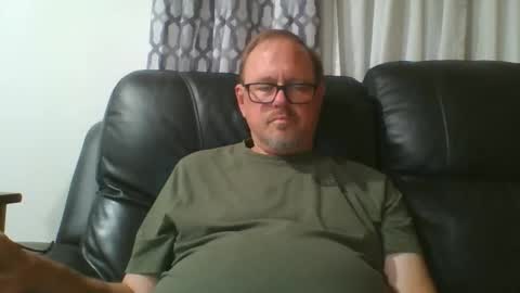 Snapshot of freddieknuck chatting on April 2026 06:38:02 AM Just Fred online show from April 2026 06:38:02 AM