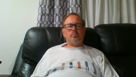 Snapshot of freddieknuck chatting on May 2026 06:30:01 AM Just Fred online show from May 2026 06:30:01 AM