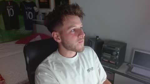 Snapshot of freddy_star chatting on June 2026 10:10:02 PM Frederick Perin online show from June 2026 10:10:02 PM
