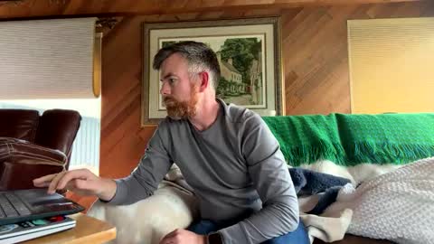 Snapshot of freddypj chatting on April 2026 12:19:01 AM Freddy online show from April 2026 12:19:01 AM