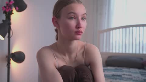 Snapshot of fredericabledsoe chatting on October 2025 04:22:02 AM Amy online show from October 2025 04:22:02 AM