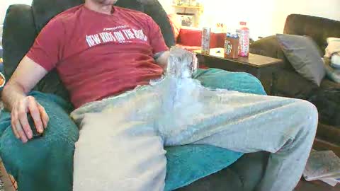 fredjohnson2112 online show from April 2026 12:59:01 PM