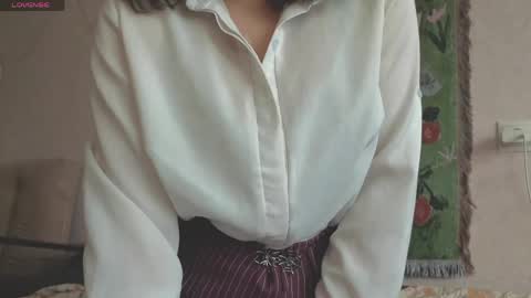 Mia online show from May 2026 07:37:02 AM