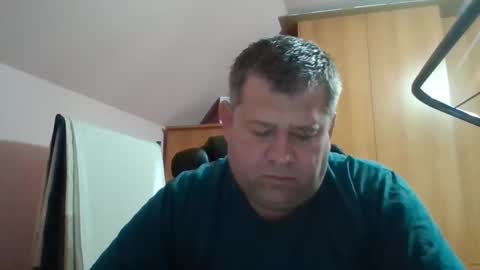 freeboy80180 online show from December 2024 07:20:01 AM